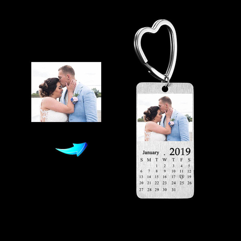 engraved calendar date photo keychain with personalized picture